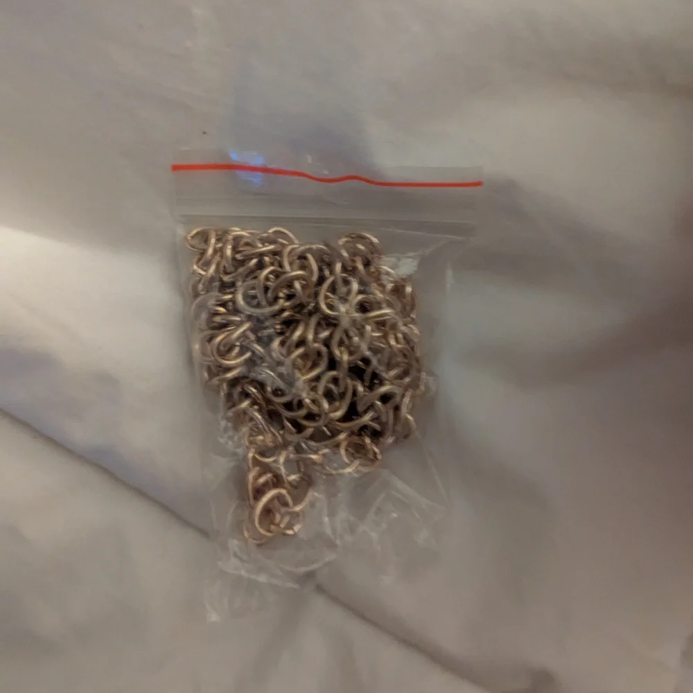 ๐๐๐ Plastic type purse - Picture 2 of 11